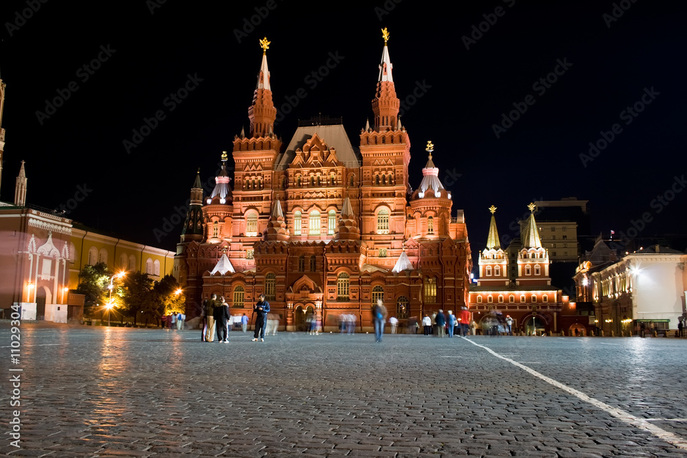 Fototapeta premium historical museum at night