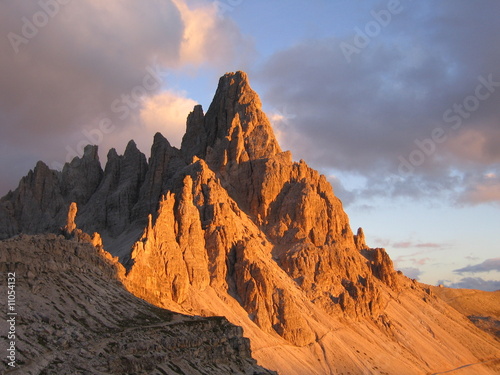 Fototapeta Naklejka Na Ścianę i Meble -  Tre cime di Lavaredo