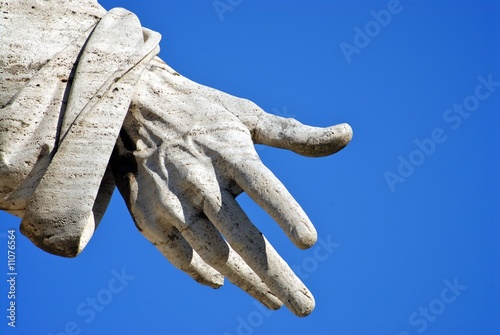 La mano di San Pietro, quartiere EUR a Roma photo