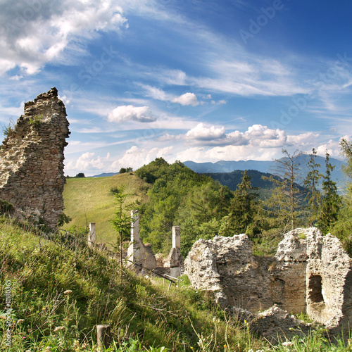 Ruined Sklabina Castle