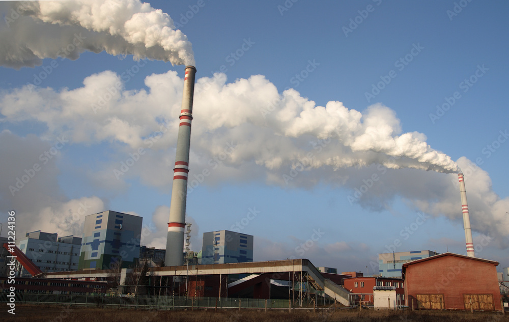 Coal power plant polluting the planet