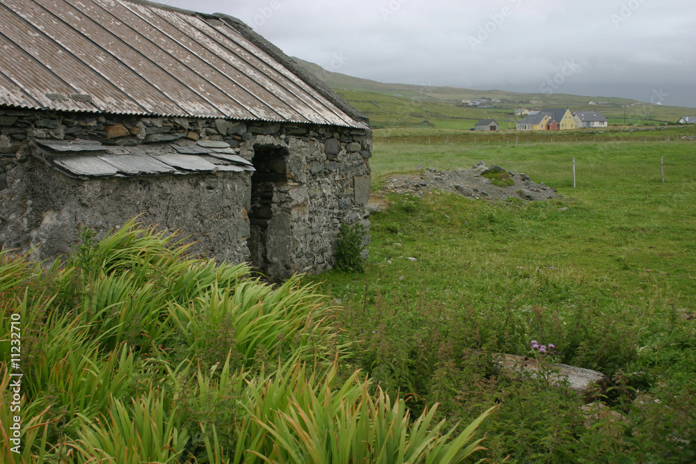 Connemarra - Grange dans la brume