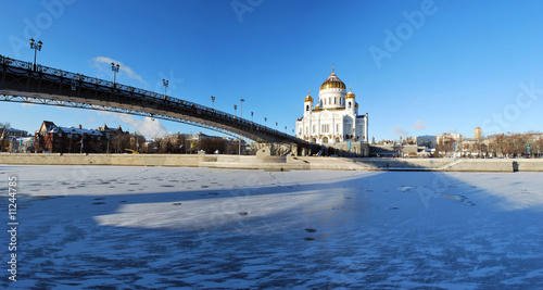 Cathédrale du Christ Sauveur et la Moskova photo