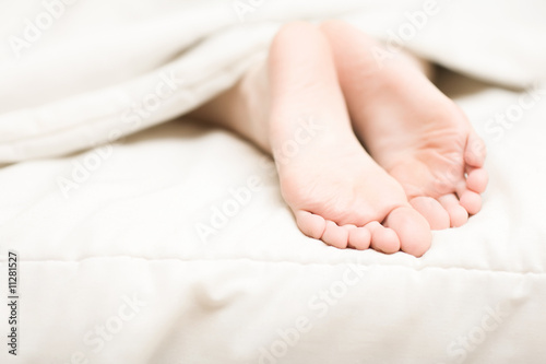 Woman tender foots © chaossart
