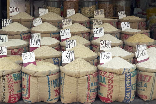 Twenty Five Types of Rice, Twenty Five Prices