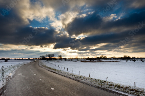 winter country road © Eric Gevaert