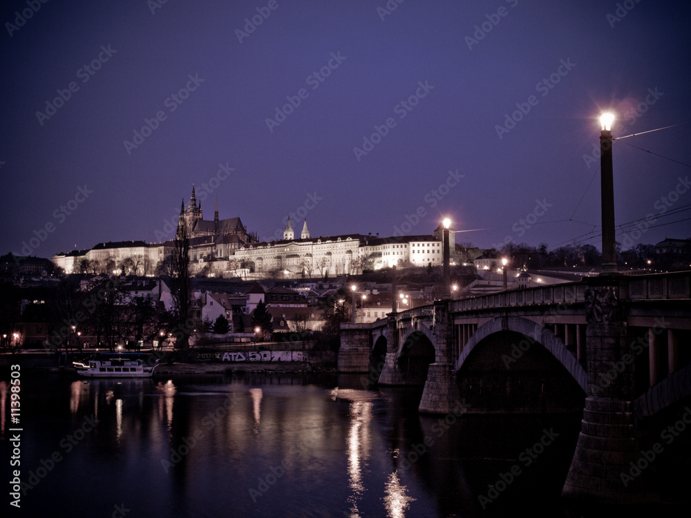 Puente de Praga de noche