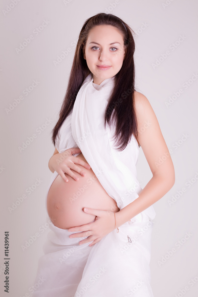 Young pregnant women Young pregnant women
