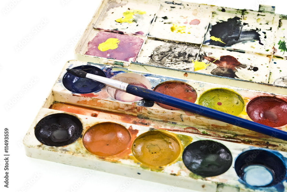 dirty watercolor paints set with brush after using dirty watercolor paints set with brush after using