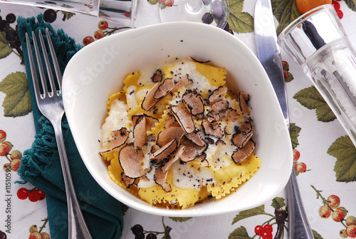 Ravioli tartufati - Primi Piatti - Cucina della Toscana