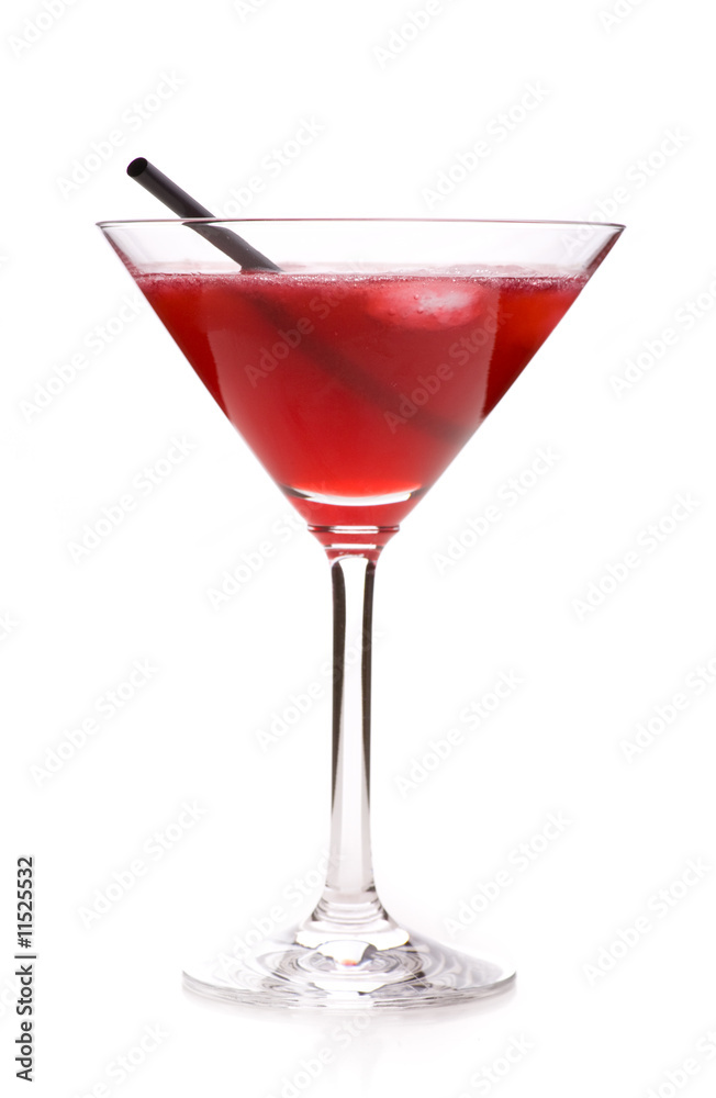 Cosmopolitan isoliert mit Strohhalm Cosmopolitan isoliert mit Strohhalm
