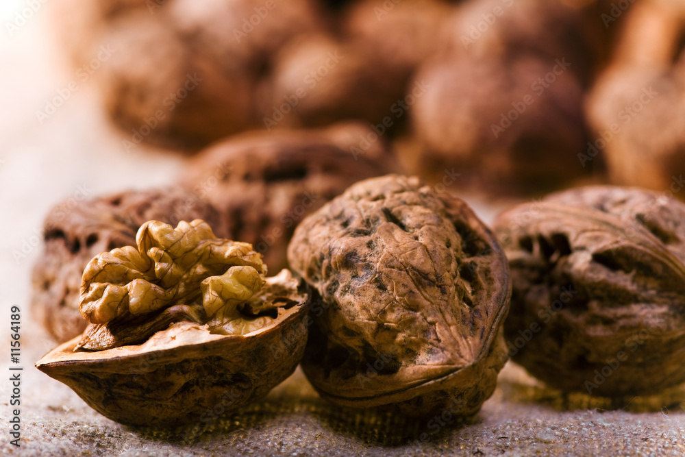 Obraz premium walnut