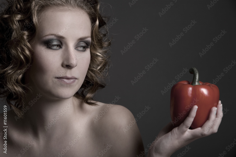 Looking at the pepper Looking at the pepper