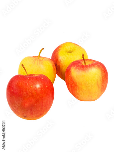 apples on white background 1