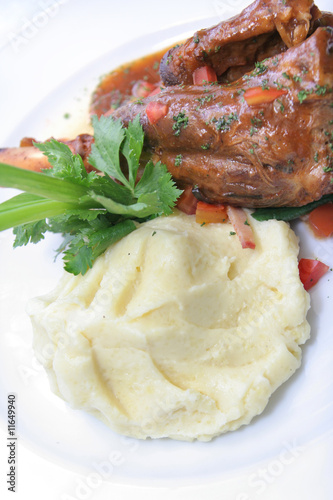 lamb shank with mashed potato