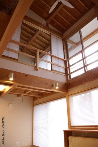吹抜けの木造住宅