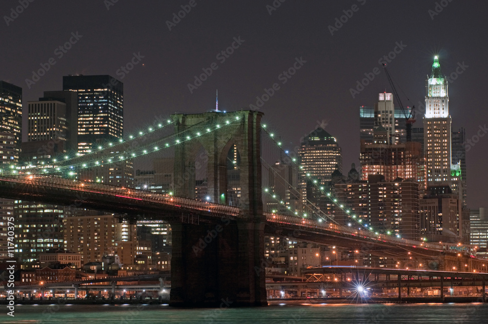 Brooklyn bridge and lower Manhattan