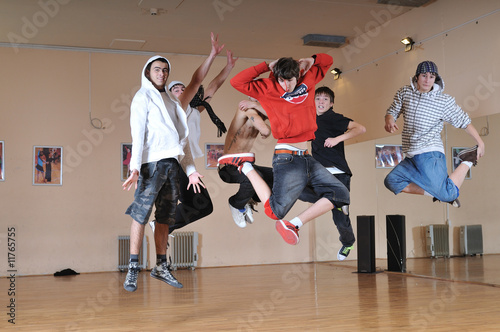 Fototapeta Naklejka Na Ścianę i Meble -  jump group teen