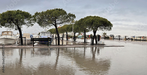 Quadro su tela Stitched Panoramad'une inondation