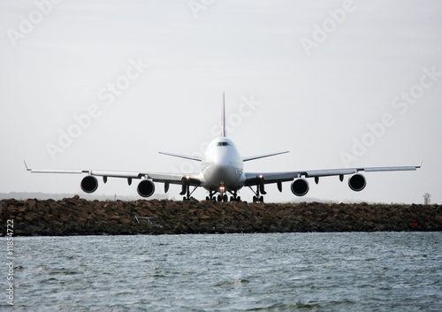 747 Jumbo jet front view