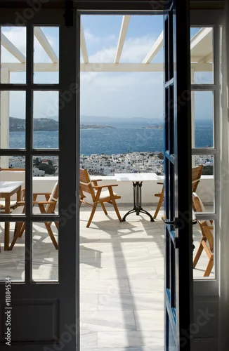 Fototapeta Widok na morze z tarasu kawiarni
