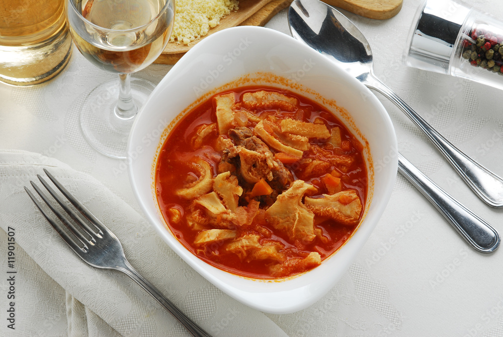 Trippe alla pisana - Secondi di carne della cucina toscana Trippe alla pisana - Secondi di carne della cucina toscana