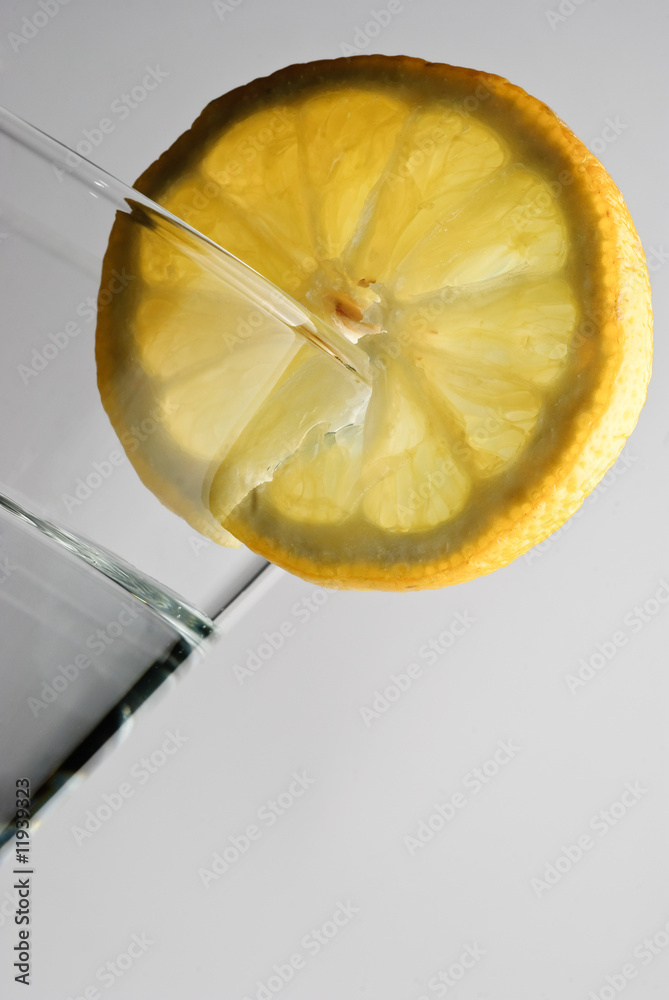 Fotografie rondelle ,citron ,verre,boisson,boire,