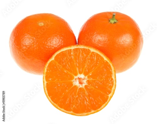 Fresh and appetizing oranges