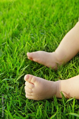 Baby on grass. © Lvnel