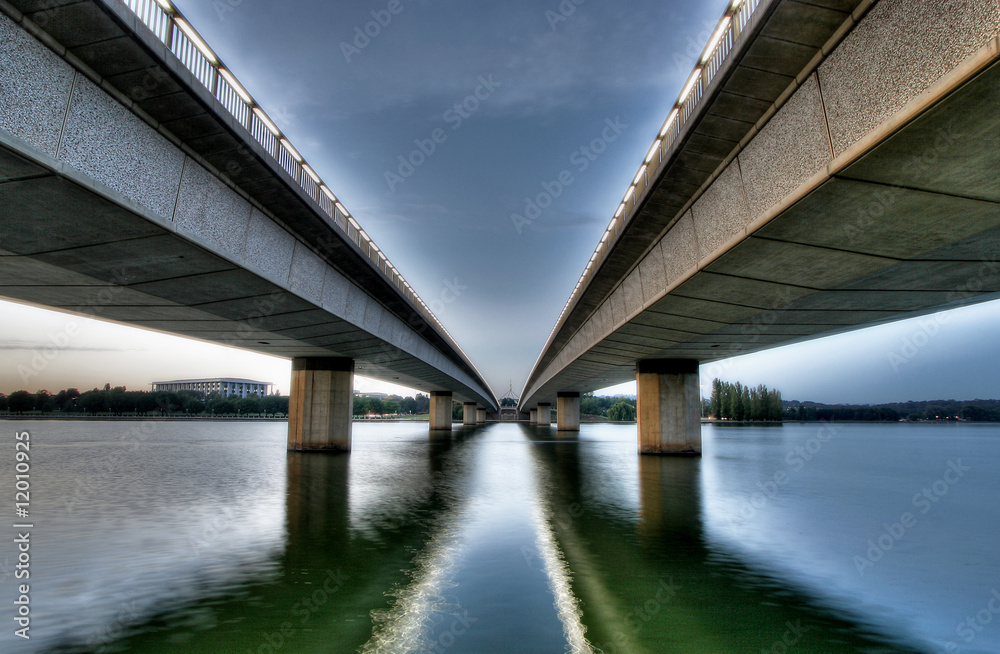 Fototapeta premium Nowoczesny most