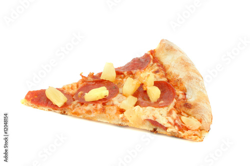 pepperoni pizza with pineapple