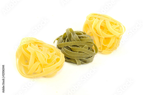 3 pastas curvy on white 2