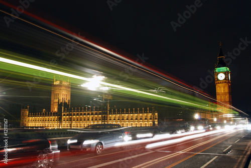 westminster palace and heavy traffic