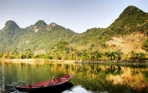 Vietnam - Suoi Yen Fluss