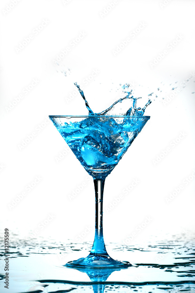 blue coctail splash