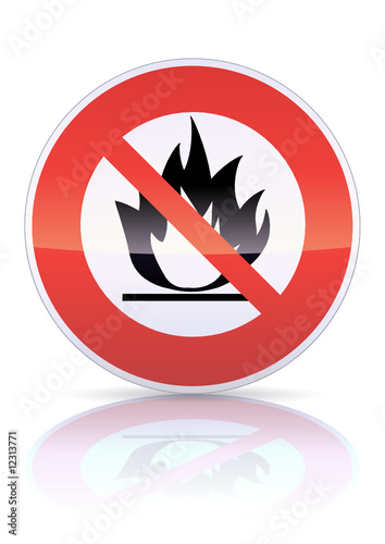Panneau d'interdiction aux produits inflammables (reflet métal)
