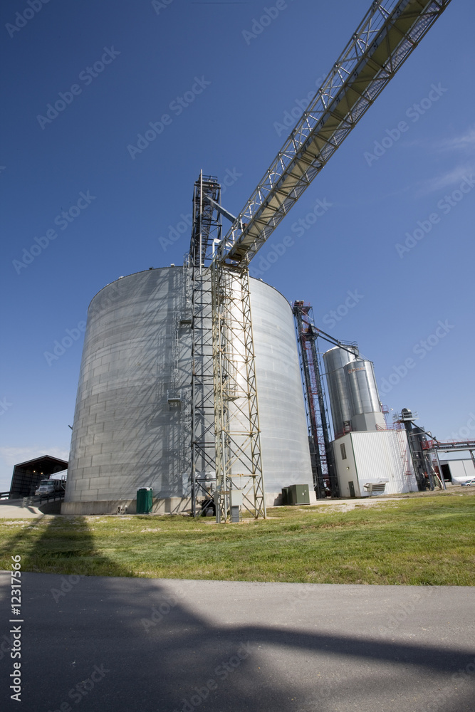 Obraz premium Grain Storage