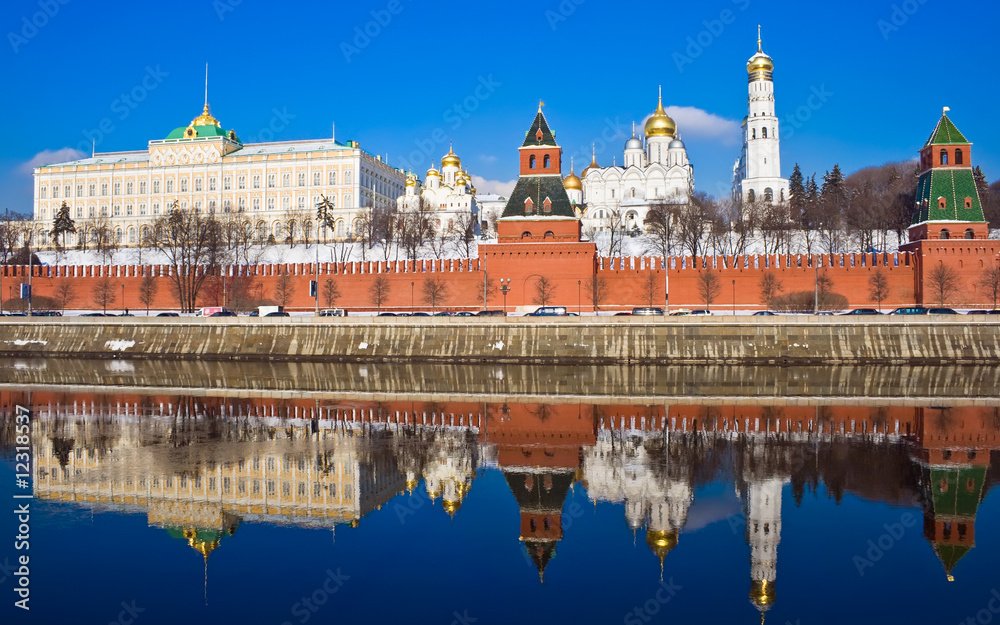 Obraz premium Moscow Kremlin and reflection