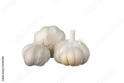 Garlic isolated on white © FilipHerzig