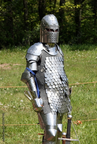 Obraz na płótnie Knight in Armour at Festival w salonie