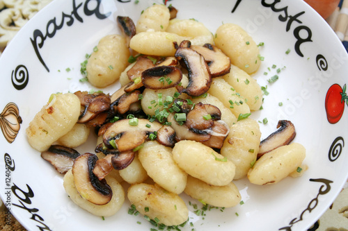 gnocchis mit champignons photo