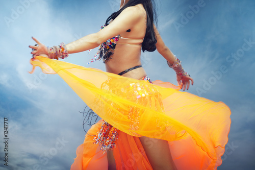 Belly dance outdoors