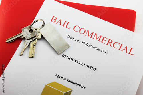 bail commercial photo