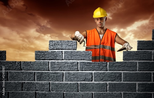 bricklayer photo