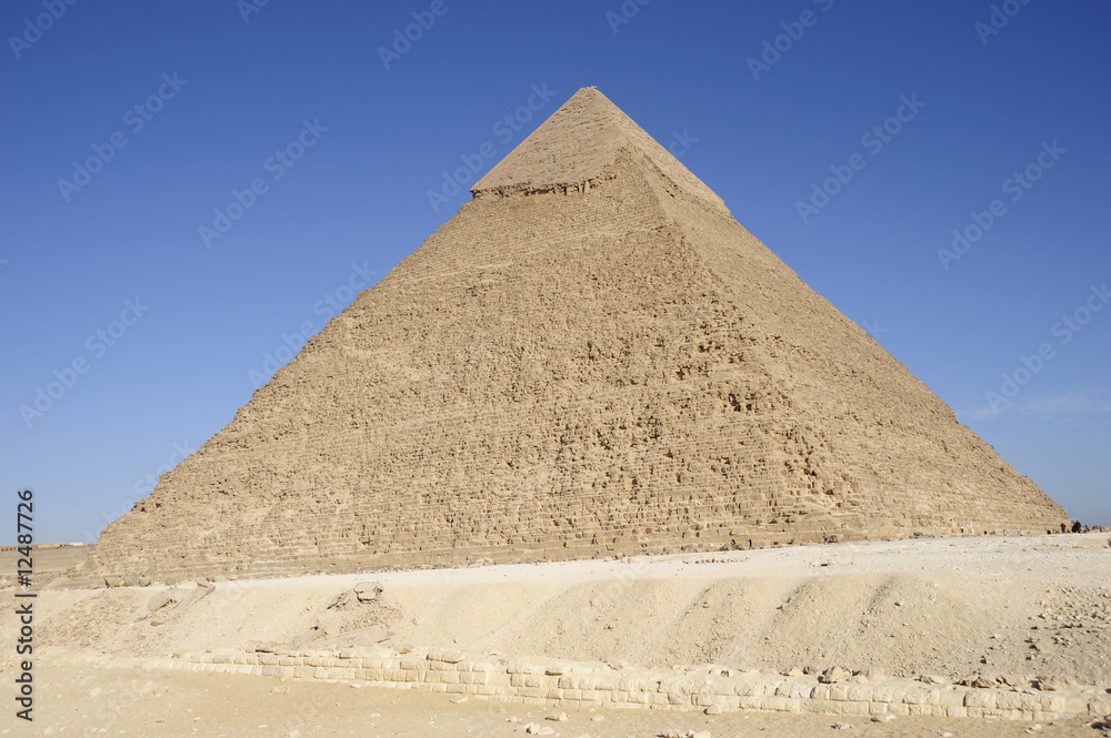 The Great Pyramid of chephren at Giza The Great Pyramid of chephren at Giza