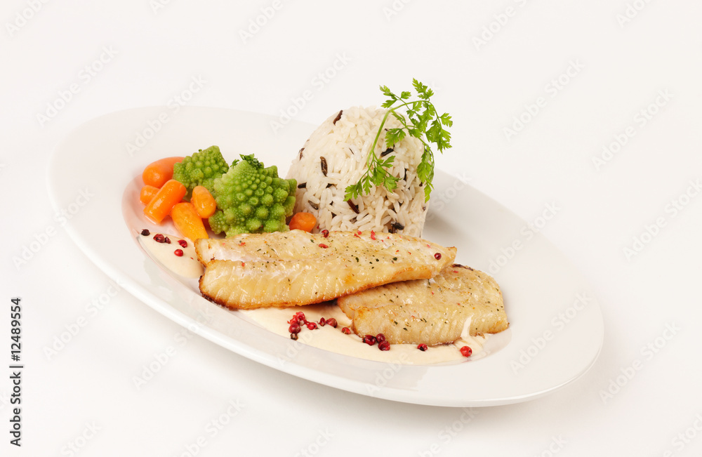 Rotbarschfilet gebraten mit Reis