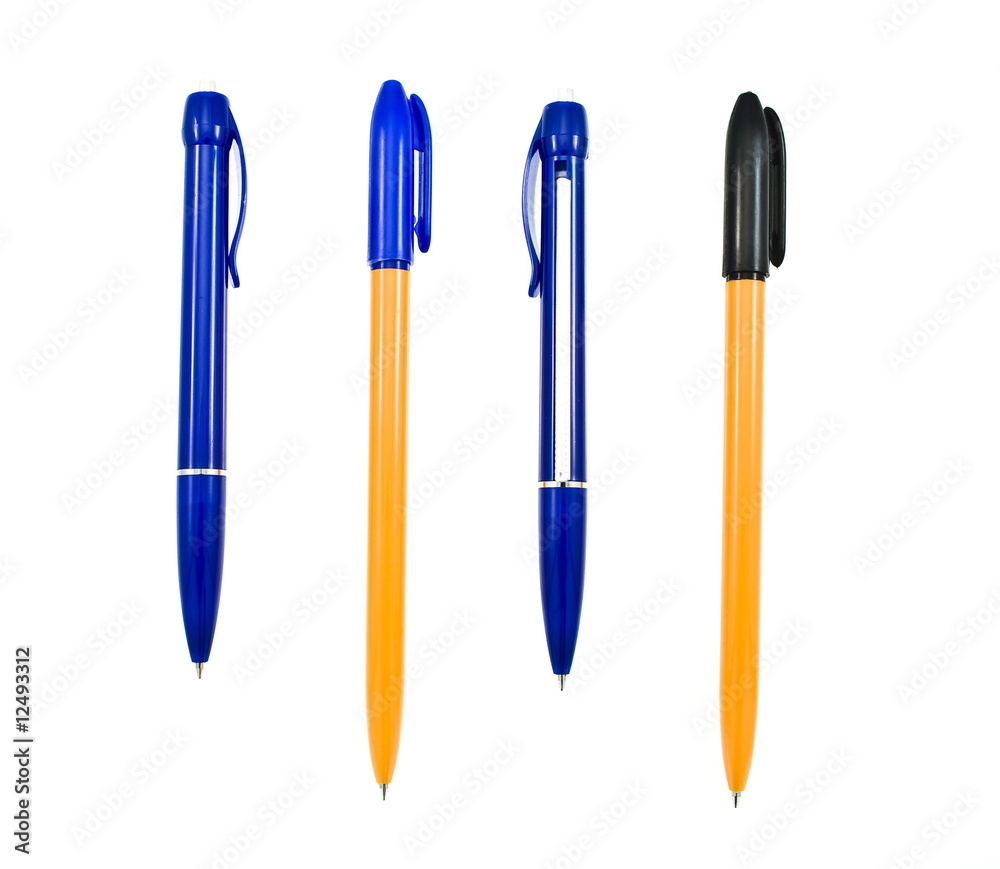 A set pens A set pens