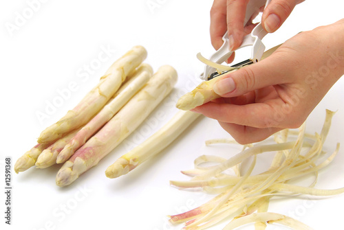 Spargel schälen - asparagus peeling 05