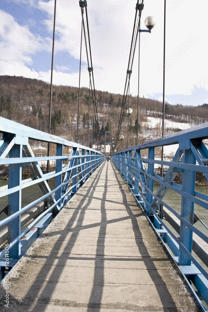Fototapeta premium sky and mountain view from bridge