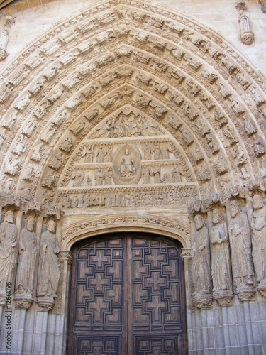 Puerta lateral de la catedral de Ávila